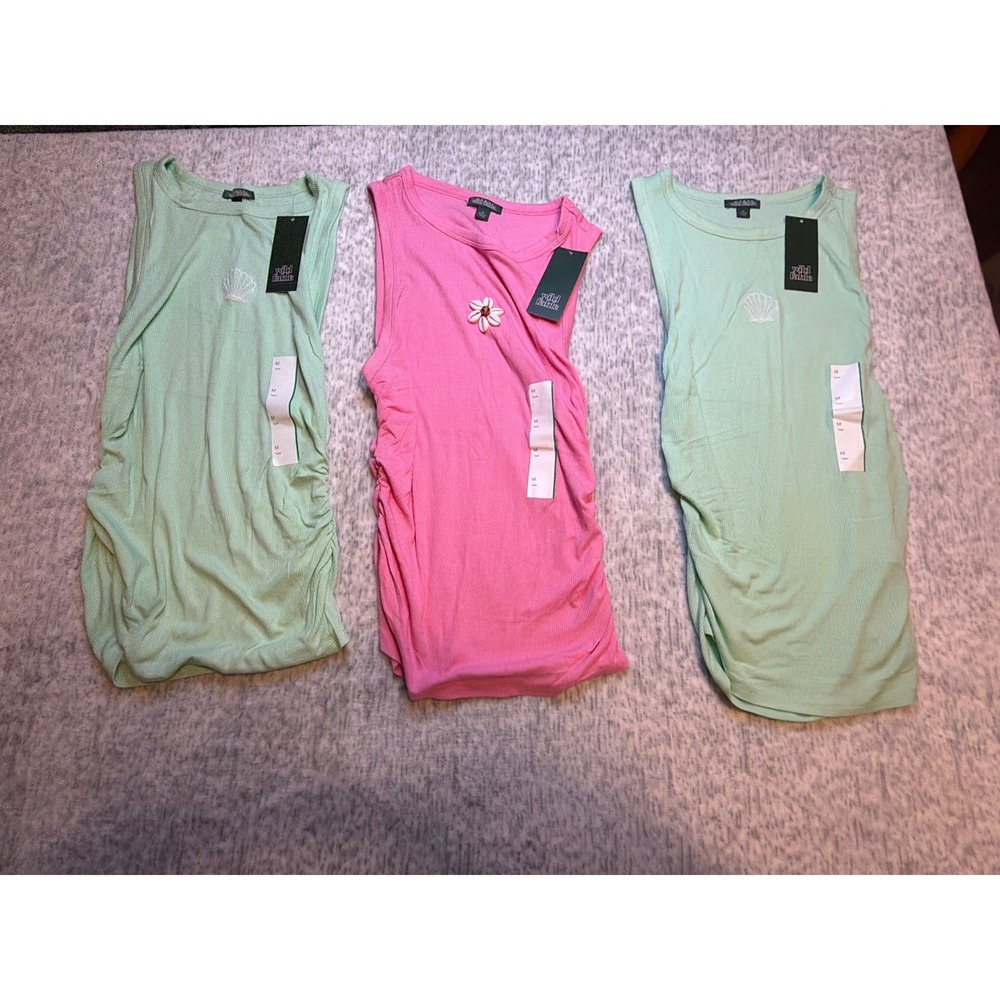 Wild Fable Womens Ruched Tank Top Mint Green & Pink Daisy Detail Size M lot of 3